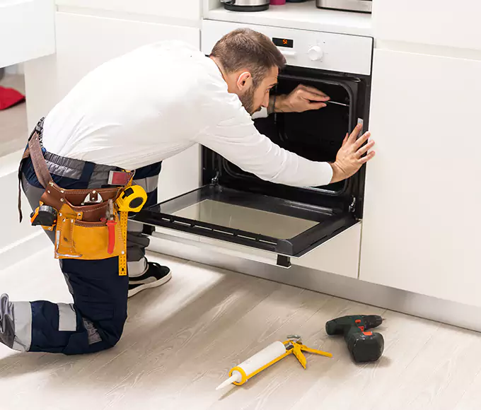 Why Fort Myers, FL Homeowners Trust Fort Myers Appliance Pro for Every Toaster Oven Fix?